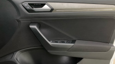 Volkswagen T-Roc 1.0 TSI 110 Design 5dr Petrol Hatchback